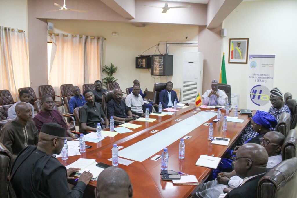 Médias numériques au Mali : la HAC renforce le cadre réglementaire .