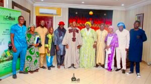 Audience ministérielle : l’Association culturelle Ziiri-naamu présente son projet de sauvegarde des comptines traditionnelles maliennes .