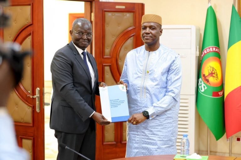 Réformes communautaires : l’UEMOA salue les performances du Mali et réaffirme son soutien face aux défis sous-régionaux .
