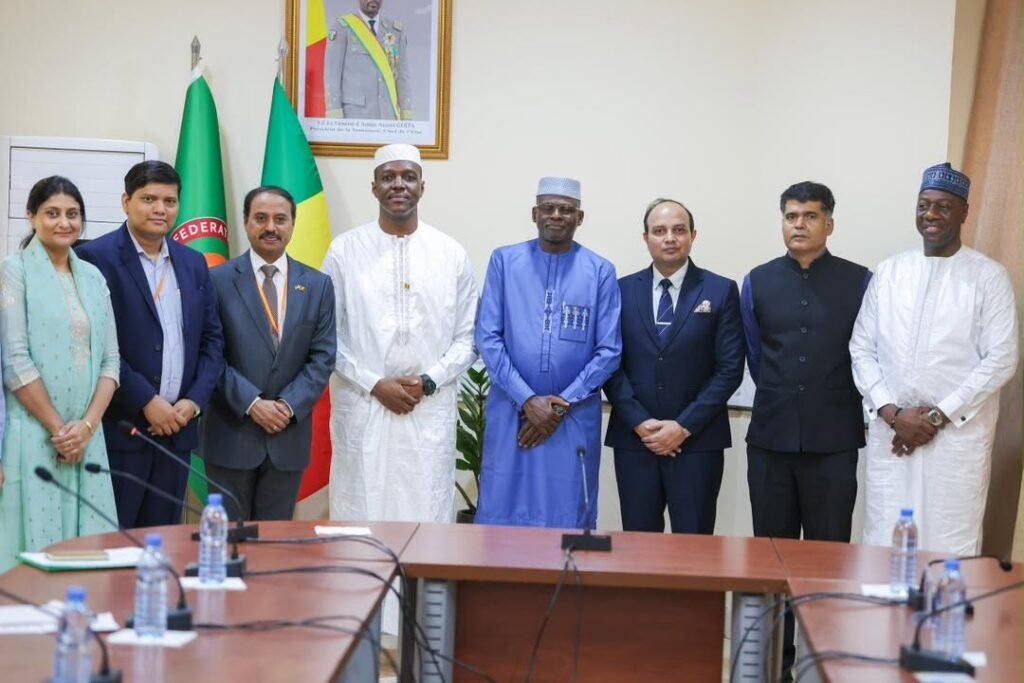 Coopération Mali–Inde : le Premier ministre Abdoulaye Maïga reçoit une délégation économique indienne .
