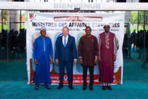 Niamey accueille la deuxième session des consultations diplomatiques entre la Confédération des États du Sahel et la Russie .