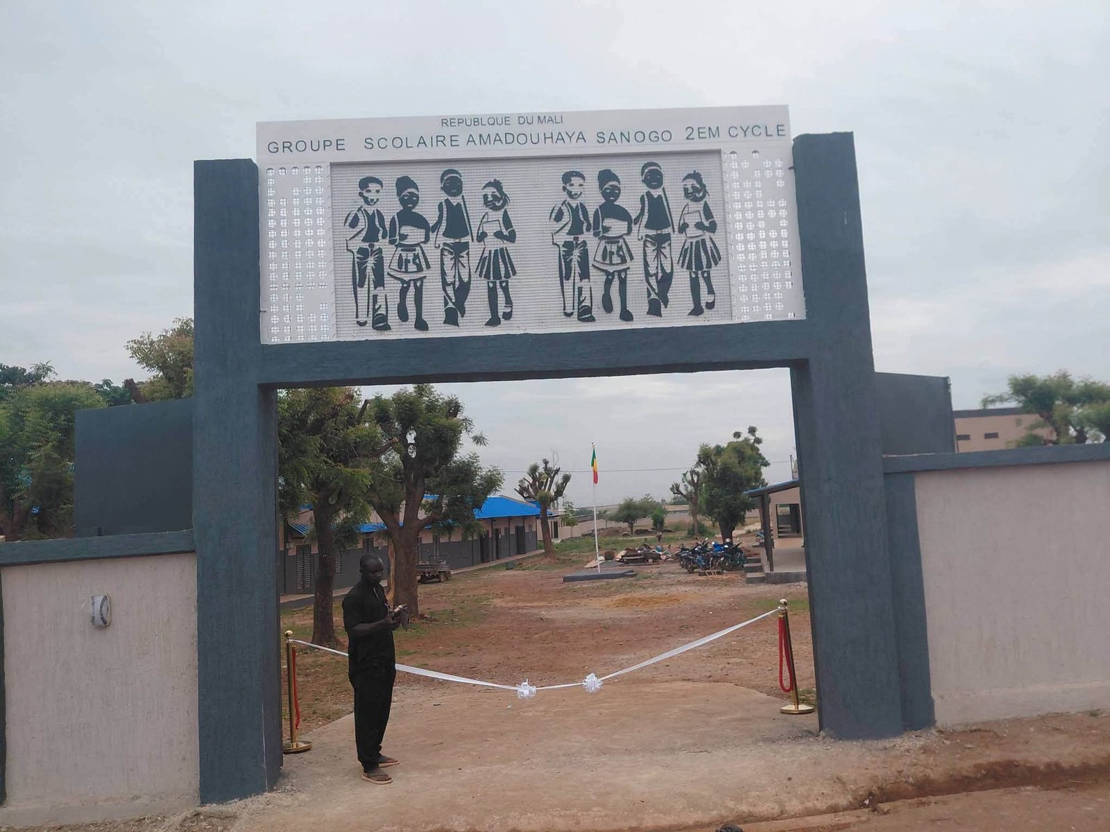 Kati : l’École fondamentale Amadou Haya Sanogo rénovée dans le cadre des Œuvres sociales