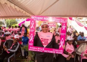 OCTOBRE ROSE : BAMAKO UNIE POUR LA LUTTE CONTRE LES CANCERS FÉMININS